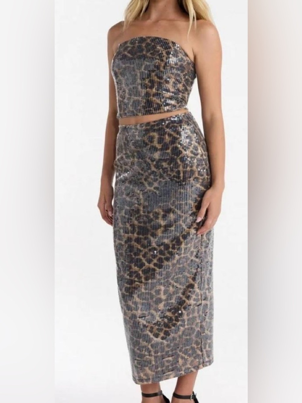 No Boundaries Leopard Sequin outfit